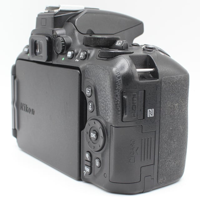 D5600 18-55 VR レンズキット
