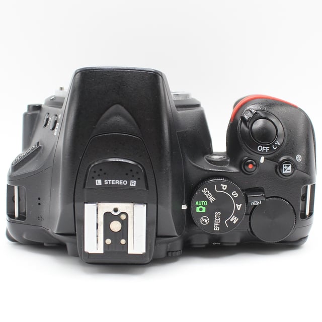 D5600 18-55 VR レンズキット