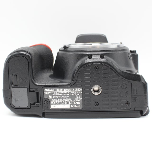 D5600 18-55 VR レンズキット