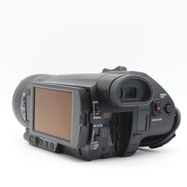 FDR-AX700