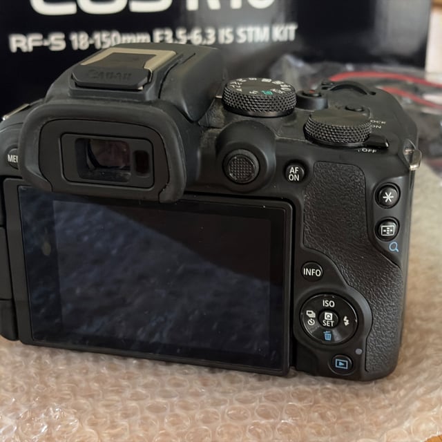 EOS R10 RF-S18-150 IS STM レンズキット