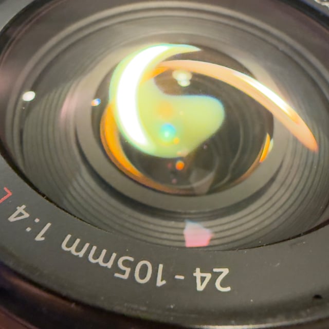 RF 24-105mm F4 L IS USM
