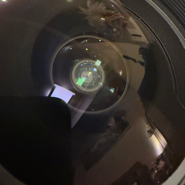 EF 8-15mm F4L フィッシュアイ USM