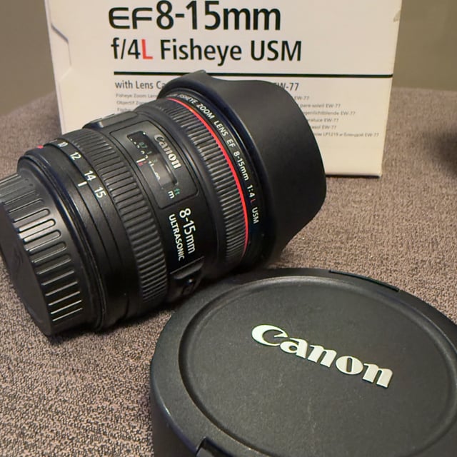 EF 8-15mm F4L フィッシュアイ USM