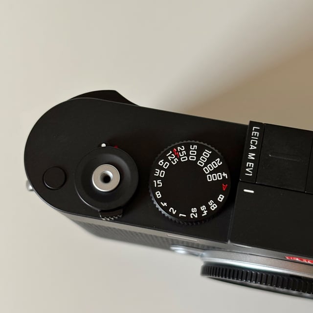 M EV1