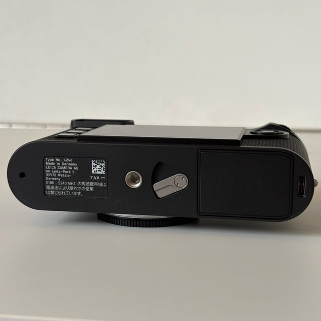 M EV1