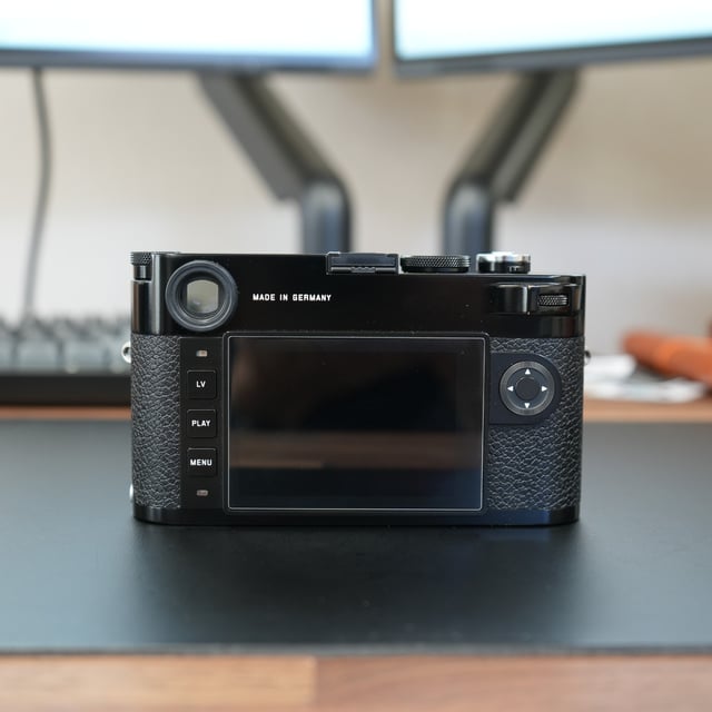 ライカM10-R ボディ "ブラックペイント"