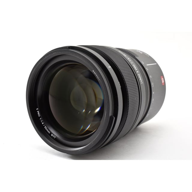 LUMIX S PRO 50mm F1.4