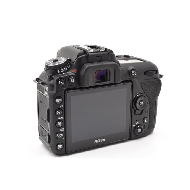D7500 ボディ