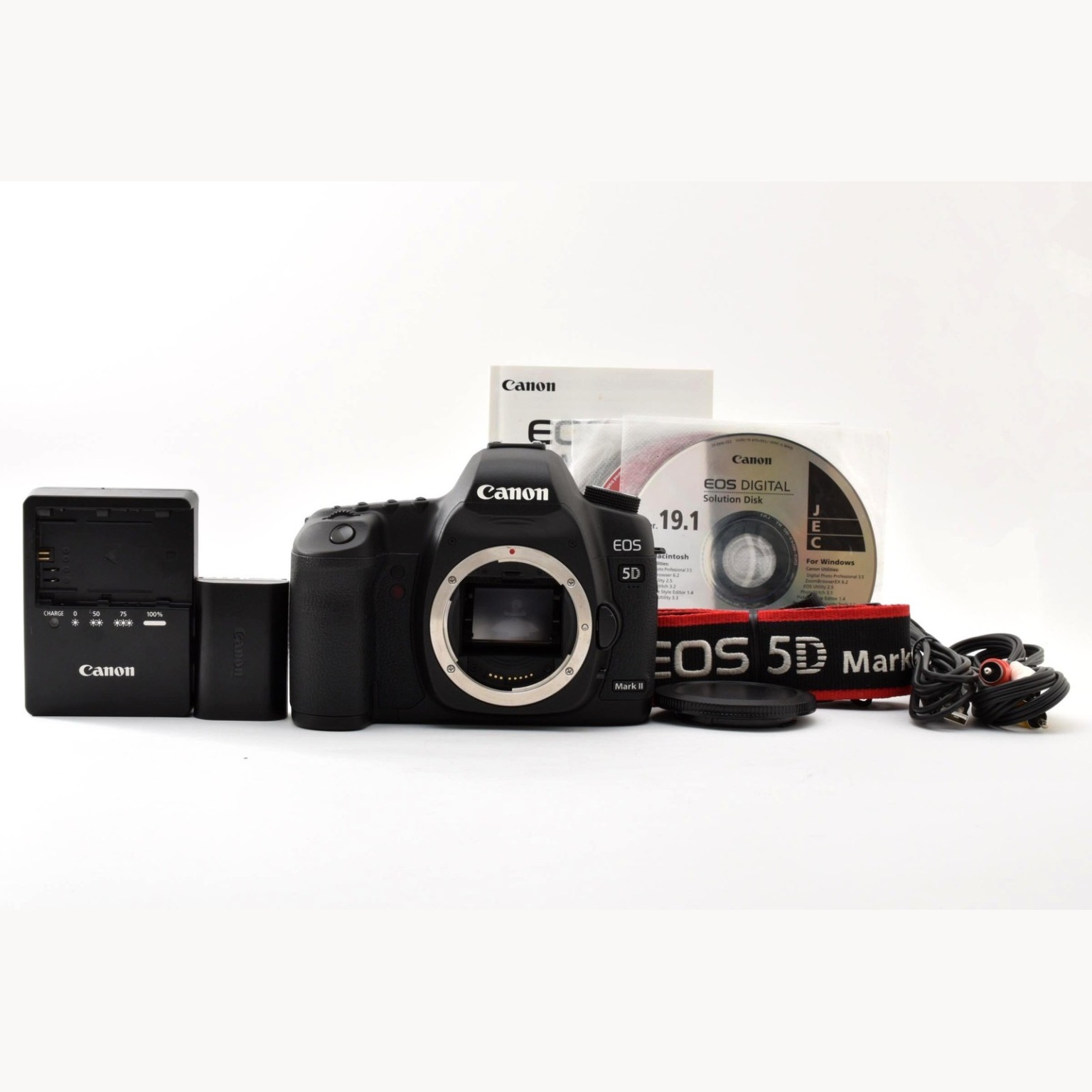 Canon EOS 5D Mark II ボディの中古 (美品)・¥56,810・シャッター69回