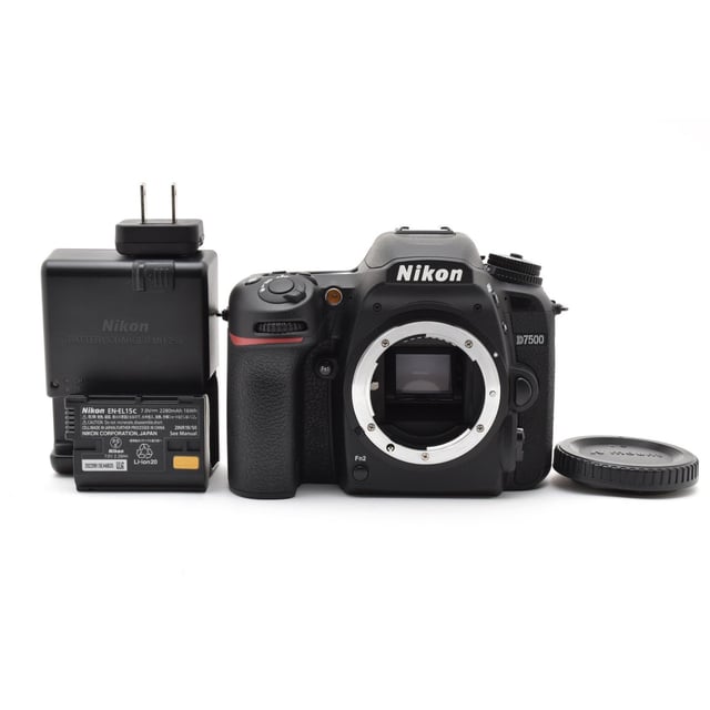 D7500 ボディ