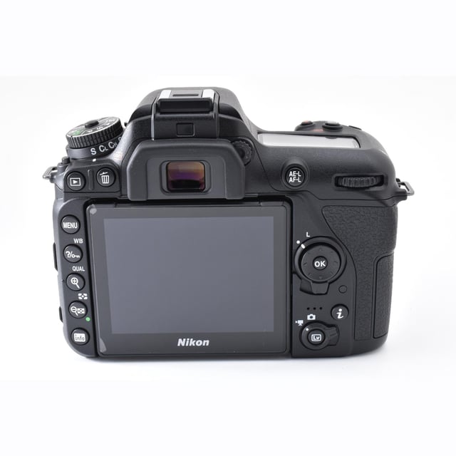 D7500 ボディ