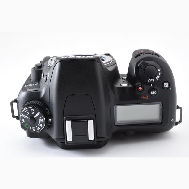 D7500 ボディ