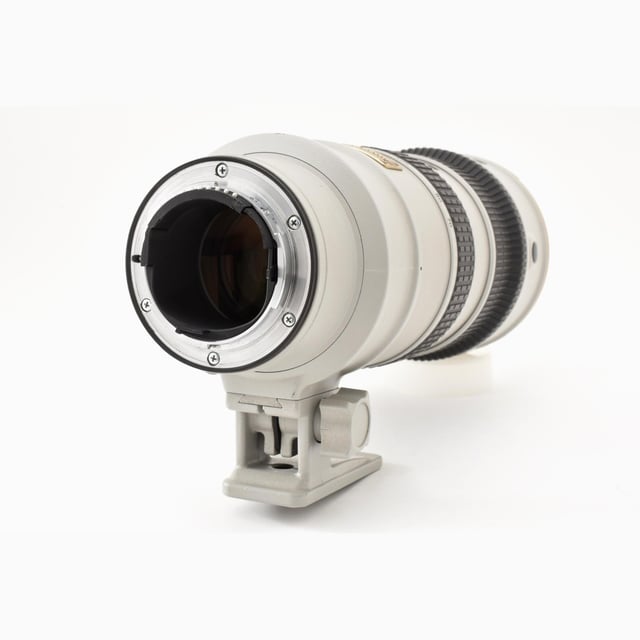 AF-S VR Zoom-Nikkor ED 70-200mm F2.8G IF "ライトグレー"