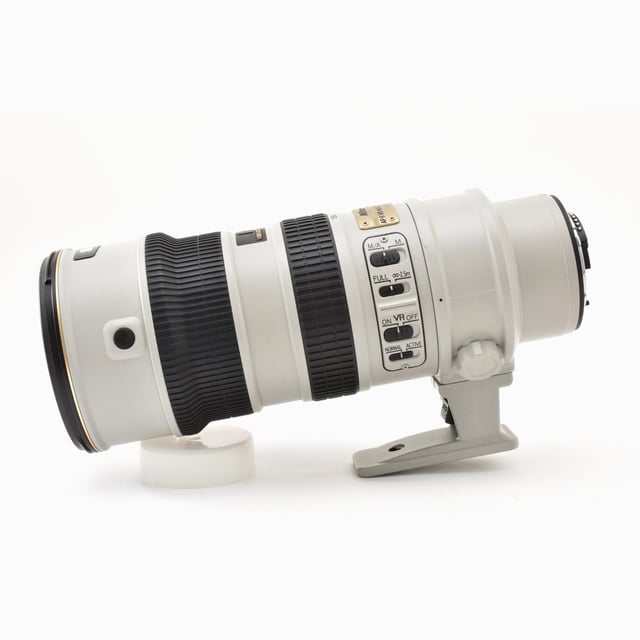 AF-S VR Zoom-Nikkor ED 70-200mm F2.8G IF "ライトグレー"