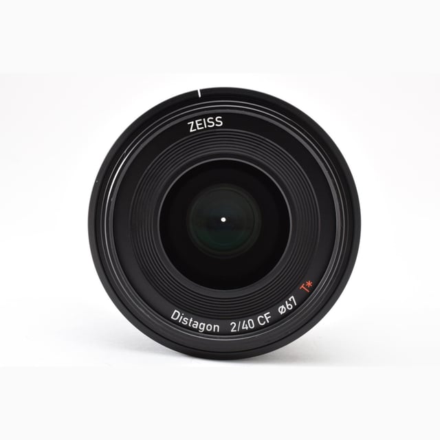 Batis 2/40 CF