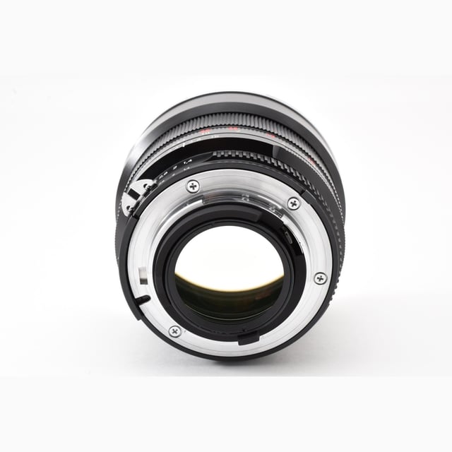 Planar T* 1.4/85 ZF