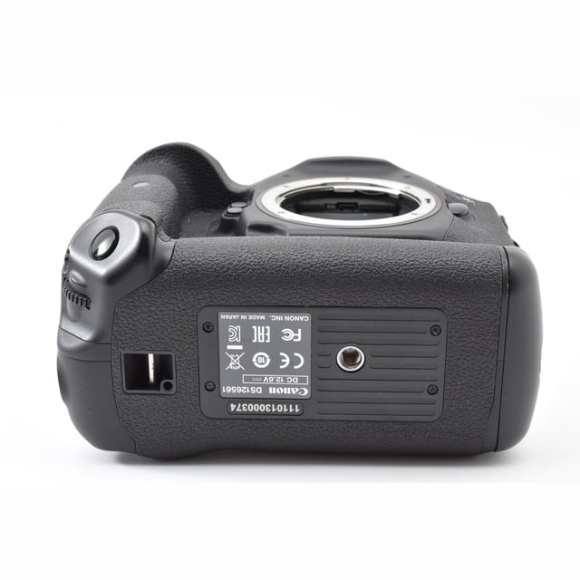 EOS-1D X Mark II ボディ