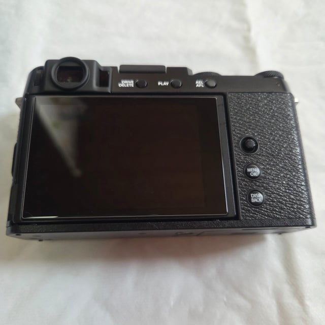 X-E4 ボディ "ブラック"