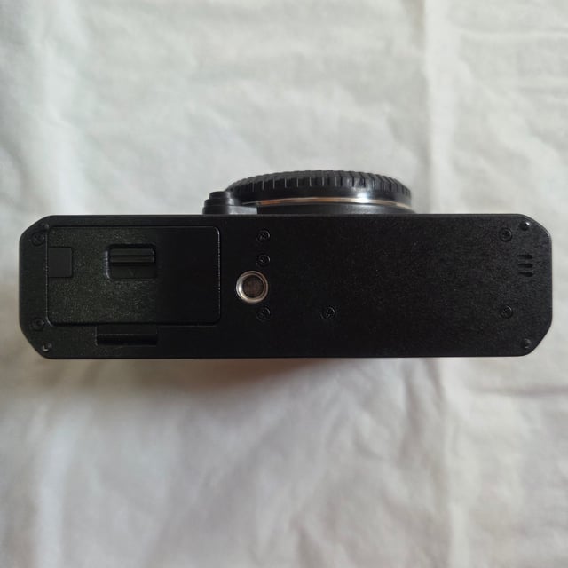 X-E4 ボディ "ブラック"