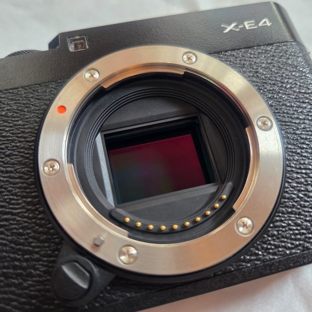 X-E4 ボディ "ブラック"