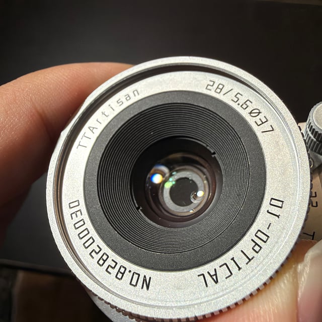 TTArtisan 28mm f/5.6 "シルバー"