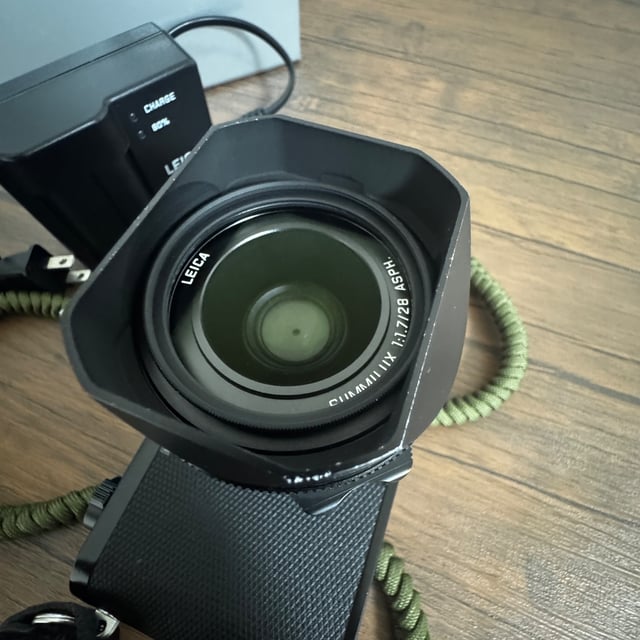 LEICA Q3