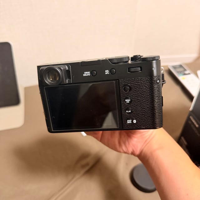X100VI "ブラック"