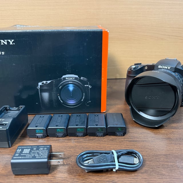 サイバーショット RX10 IV(DSC-RX10M4)