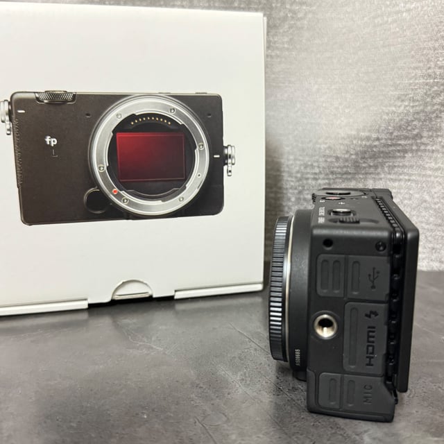SIGMA fp L ボディ