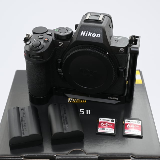 Z5II ボディ
