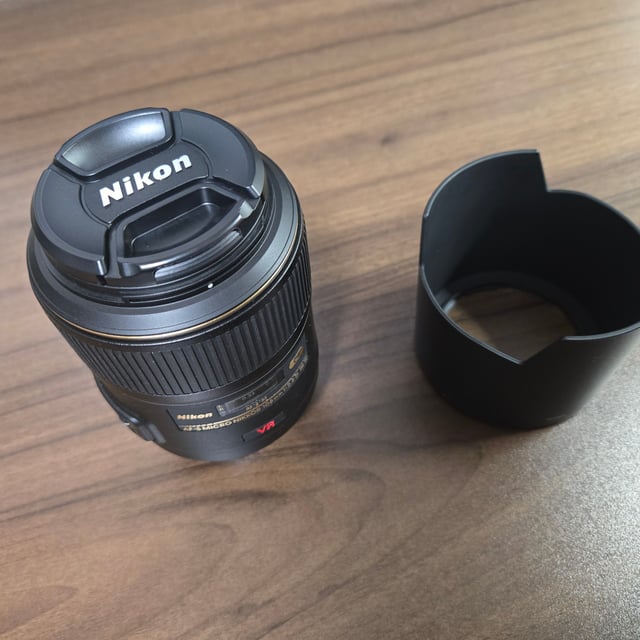 AF-S VR Micro-Nikkor 105mm f/2.8G IF-ED