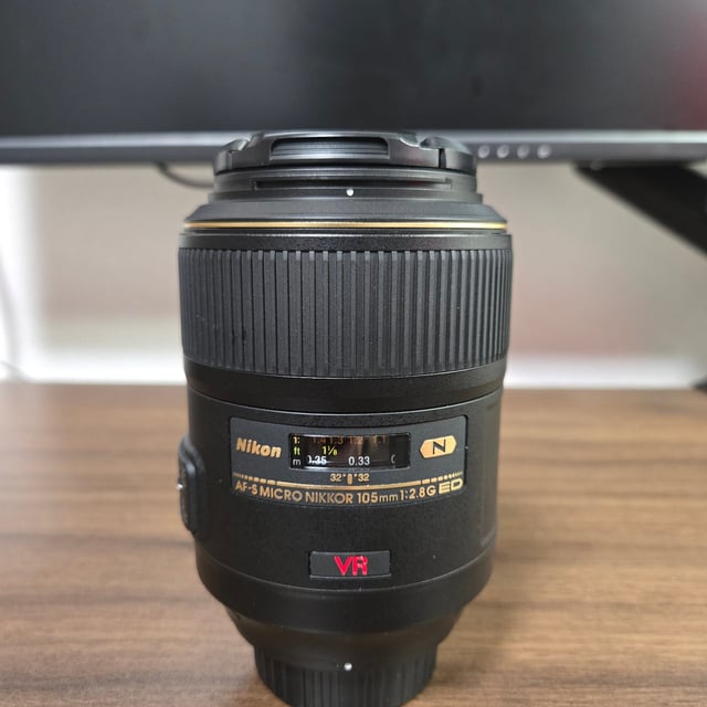 AF-S VR Micro-Nikkor 105mm f/2.8G IF-ED