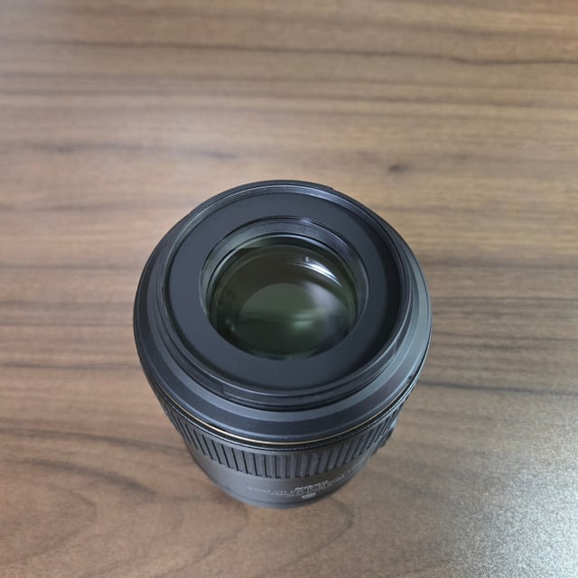 AF-S VR Micro-Nikkor 105mm f/2.8G IF-ED